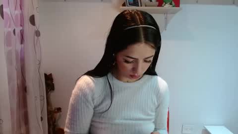 Madison Cambel online show from January 28, 2025, 1:16 pm
