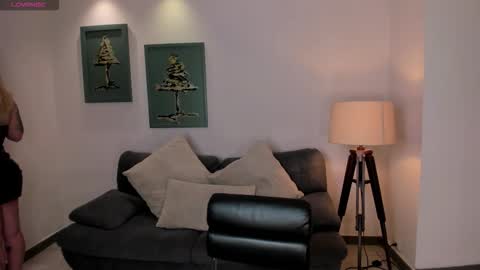 Madison Kane online show from December 15, 2025, 11:14 am