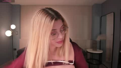 Madison Kane online show from April 14, 2026, 11:16 am