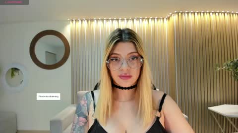 Snapshot of madisonkane chatting on April 26, 2026, 11:19 am Madison Kane online show from April 26, 2026, 11:19 am
