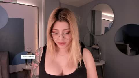 Snapshot of madisonkane chatting on April 28, 2026, 11:26 am Madison Kane online show from April 28, 2026, 11:26 am