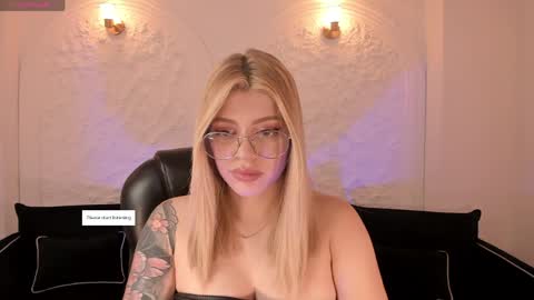 Snapshot of madisonkane chatting on May 26, 2026, 11:39 am Madison Kane online show from May 26, 2026, 11:39 am