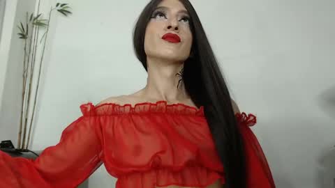 Snapshot of madissonbelle chatting on May 21, 2026, 12:28 am Madisson Belle online show from May 21, 2026, 12:28 am