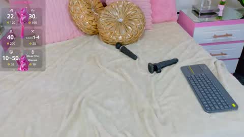 madissonbonny_ online show from November 8, 2025, 9:35 pm