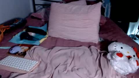 Snapshot of maditron chatting on July 2, 2026, 7:31 pm Maditron online show from July 2, 2026, 7:31 pm