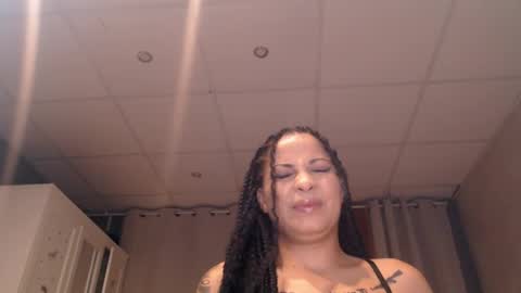 madiysony online show from June 9, 2026, 5:52 am