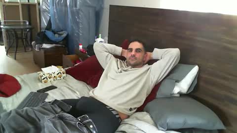 Guigui online show from April 6, 2026, 5:03 pm