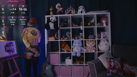 Alice online show from February 4, 2025, 7:22 pm