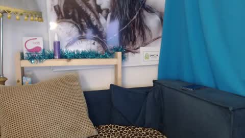 Elizabeth online show from February 24, 2025, 1:24 am