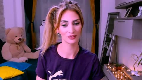 Madye Roberts online show from January 17, 2025, 2:08 am