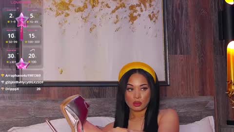 MadyLuxx online show from February 9, 2025, 12:06 am