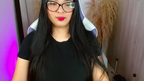 Snapshot of madyyson_hot chatting on November 16, 2025, 12:44 pm Madyson hot online show from November 16, 2025, 12:44 pm