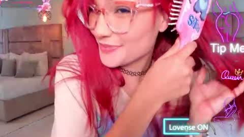 Snapshot of mae_lyra chatting on July 24, 2026, 5:00 pm Mae Lyra online show from July 24, 2026, 5:00 pm