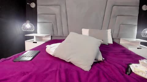 MAEE ANGELS online show from December 27, 2024, 5:09 am