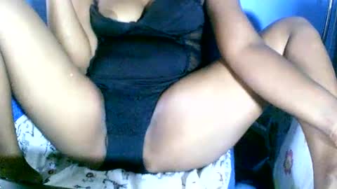 MaelahLove online show from March 5, 2025, 2:23 pm