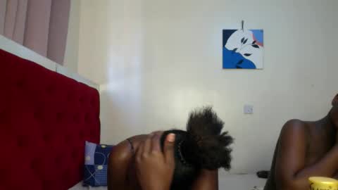 Snapshot of maelys_t chatting on April 7, 2026, 10:05 am Maelys online show from April 7, 2026, 10:05 am