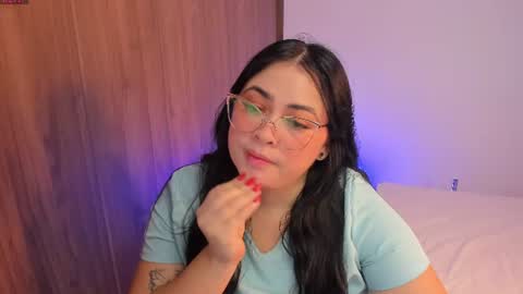 Snapshot of mafe_montiel chatting on July 18, 2026, 12:42 pm Mafe Montiel online show from July 18, 2026, 12:42 pm