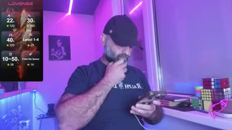 Magabear online show from September 19, 2025, 7:14 pm