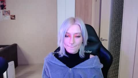 Sophia online show from November 29, 2025, 12:08 pm