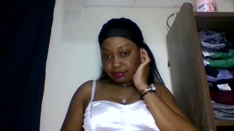 magdalinemus online show from April 8, 2026, 11:48 pm