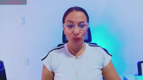 magentastudio2025 online show from April 7, 2026, 6:52 pm