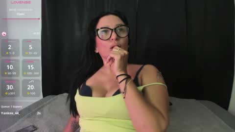 Snapshot of magentastudio2025 chatting on July 10, 2026, 7:05 pm magentastudio2025 online show from July 10, 2026, 7:05 pm