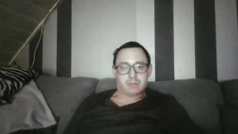 Snapshot of magfrauenfuesse chatting on November 27, 2025, 2:02 am magfrauenfuesse online show from November 27, 2025, 2:02 am