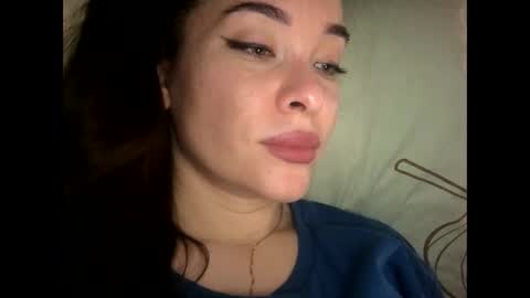 magggg658318 online show from January 17, 2025, 11:06 am