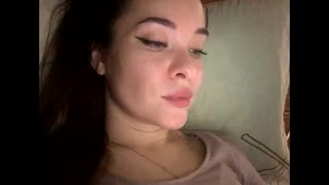 magggg658318 online show from February 7, 2025, 12:39 pm