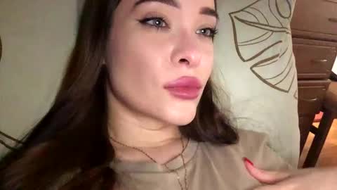 magggg658318 online show from September 28, 2025, 1:16 pm