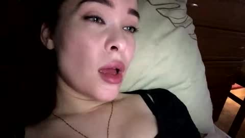 magggg658318 online show from December 20, 2025, 12:23 pm