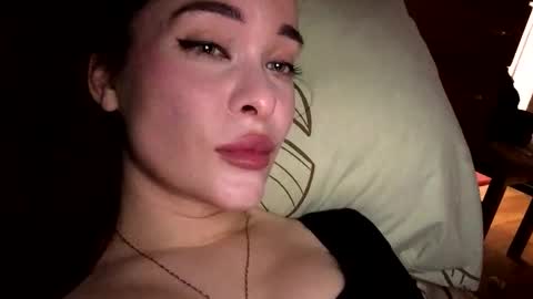 magggg658318 online show from January 10, 2026, 2:52 pm