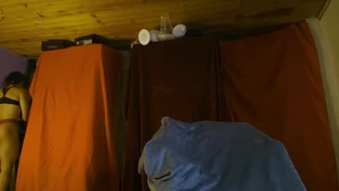 maggie_fit online show from March 10, 2025, 1:23 am