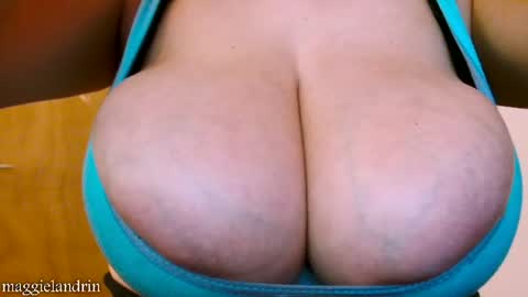 Maggie   online show from June 25, 2026, 5:12 am