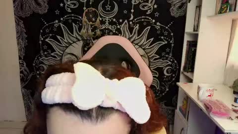 Claire online show from April 19, 2026, 9:17 pm