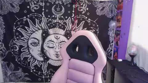 Snapshot of magic_clairewitch chatting on May 23, 2026, 1:04 pm Claire online show from May 23, 2026, 1:04 pm