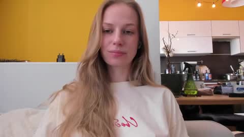 Snapshot of magic_couple13 chatting on May 8, 2026, 11:48 am Alice online show from May 8, 2026, 11:48 am