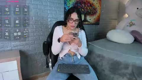 magic_ivone online show from July 23, 2026, 12:14 pm