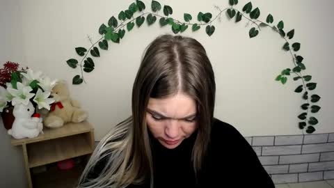 Snapshot of magic_katarina_ chatting on October 14, 2025, 6:47 am magic_katarina_ online show from October 14, 2025, 6:47 am