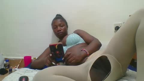 magic_koko3 online show from October 22, 2025, 1:44 pm