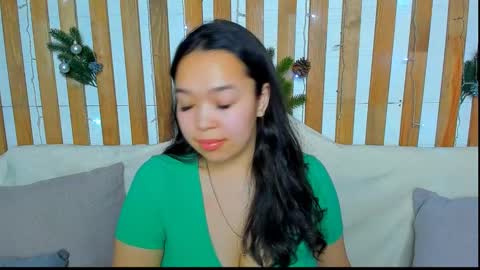 Snapshot of magic_lee chatting on December 9, 2024, 6:55 am Agata online show from December 9, 2024, 6:55 am