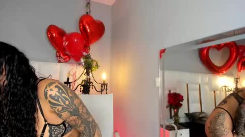 Snapshot of magic_marg chatting on February 14, 2025, 10:04 pm Marge online show from February 14, 2025, 10:04 pm