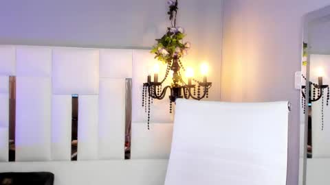 Snapshot of magic_marg chatting on February 27, 2025, 12:54 am Marge online show from February 27, 2025, 12:54 am