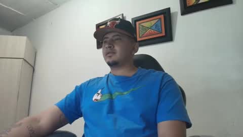 Snapshot of magic_milk23 chatting on October 21, 2025, 4:57 am magic_milk23 online show from October 21, 2025, 4:57 am