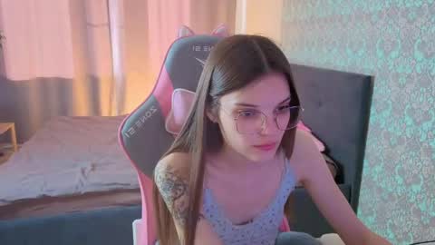Snapshot of magic_shy chatting on April 30, 2026, 10:21 am Merry online show from April 30, 2026, 10:21 am