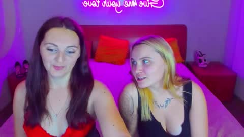 Lili and Bella online show from December 15, 2024, 5:20 pm