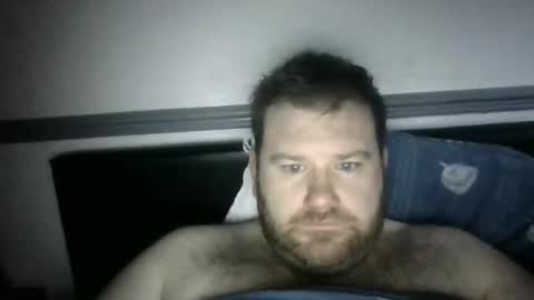 Snapshot of magiclamp11 chatting on February 5, 2026, 10:42 am magiclamp11 online show from February 5, 2026, 10:42 am