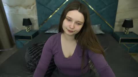 Snapshot of magicpeachhs chatting on July 22, 2026, 12:30 pm Emily online show from July 22, 2026, 12:30 pm