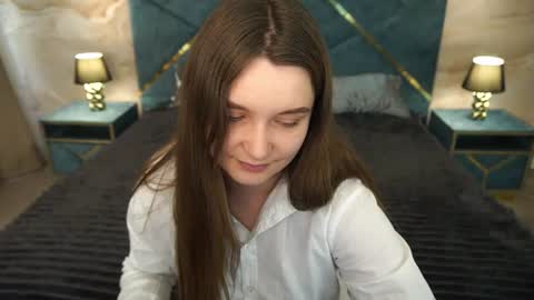 Snapshot of magicpeachhs chatting on July 24, 2026, 6:33 am Emily online show from July 24, 2026, 6:33 am