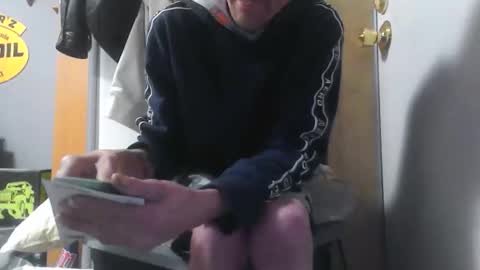 magicstick8049 online show from April 7, 2026, 11:32 am